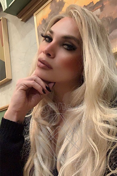 Foto selfie 17 di Bruna Dior transex Alba Adriatica