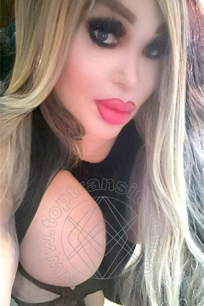 Foto selfie 32 di Roxanne transex Crotone