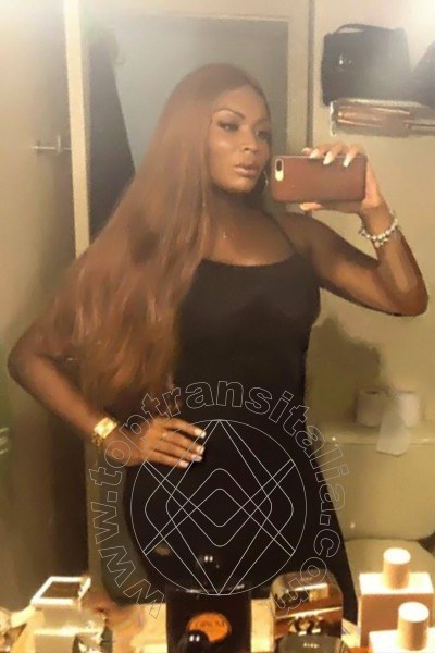 Foto selfie 2 di Andressa Keyes transex Salvador Bahia