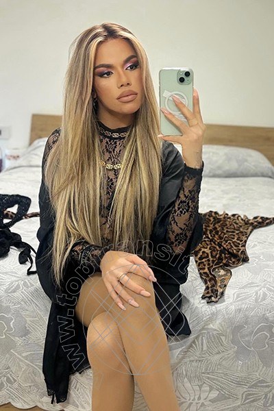 Foto selfie 69 di Rafaella Menicucci Xxl transex Milano