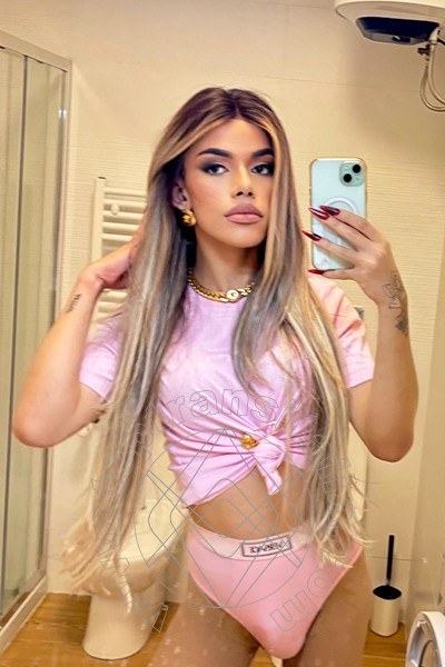 Foto selfie 62 di Rafaella Menicucci Xxl transex Milano