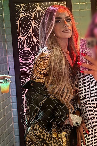 Foto selfie 56 di Rafaella Menicucci Xxl transex Milano