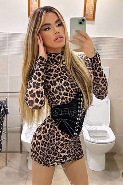 Foto selfie 71 di Rafaella Menicucci Xxl transex Milano