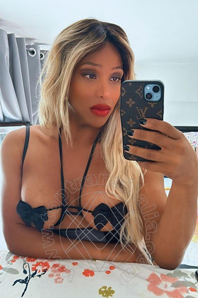Foto selfie 59 di Adriana transex Napoli