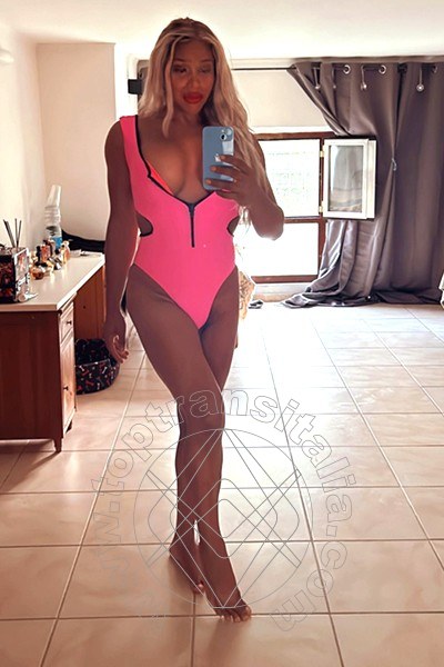 Foto selfie 36 di Adriana transex Napoli