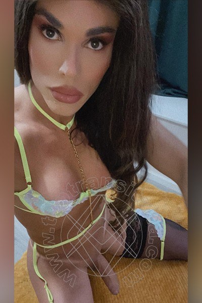 Foto selfie hot 2 di Raffaela Fontana transex Napoli