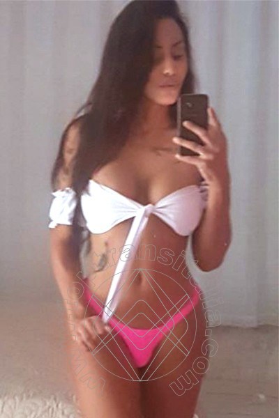 Foto selfie 20 di Nicolly Hilton transex Somma Lombardo