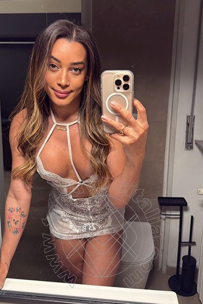 Foto selfie 34 di Iris Araujo transex Brescia