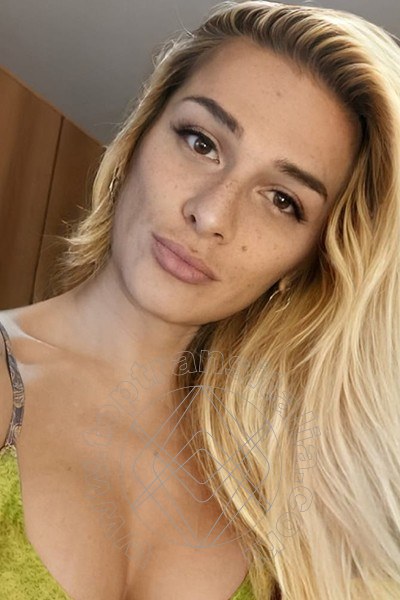 Foto selfie 1 di Angela transex Rieti