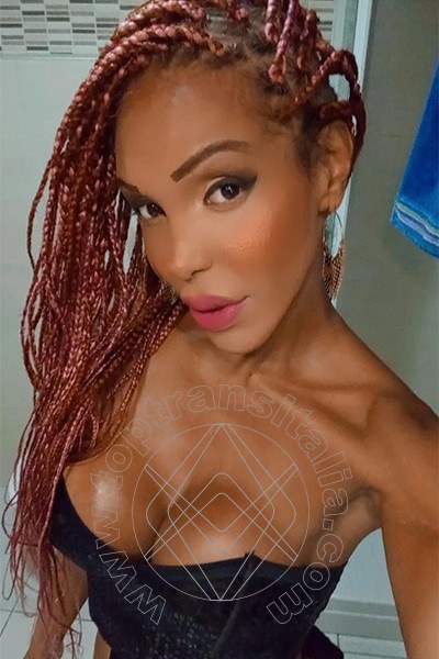 Foto selfie 42 di Wanessa Armani transex Frosinone