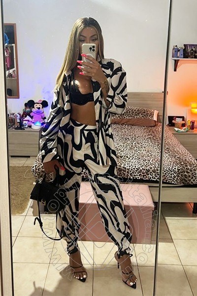 Foto selfie 20 di Ellena Bittencourt transex Roma