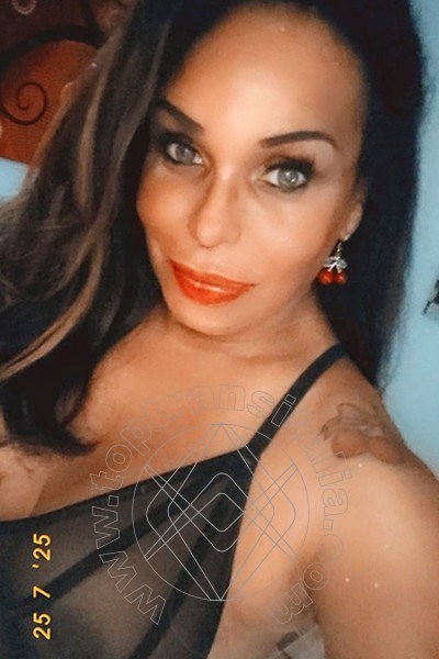 Foto selfie 3 di Amanda Lya transex Perugia