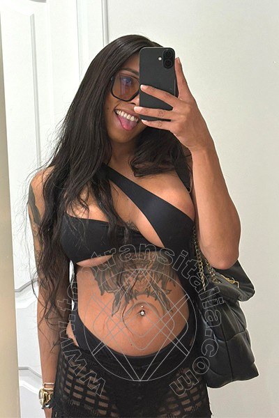 Foto selfie 10 di Ninfetta Geovanna transex Napoli