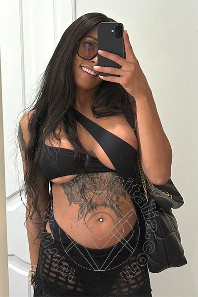 Foto selfie 9 di Ninfetta Geovanna transex Napoli