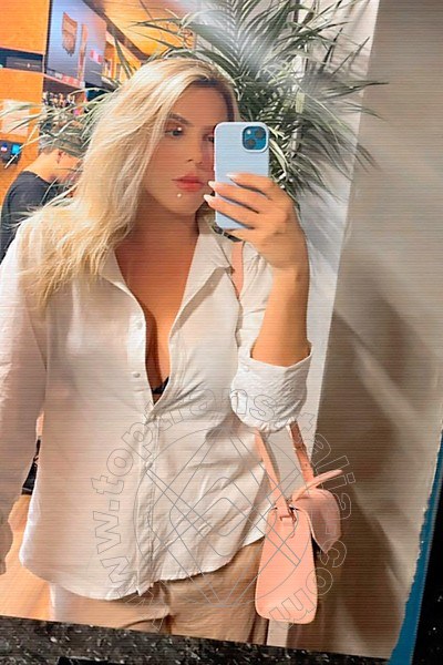 Foto selfie 4 di Rayssa Victoria transex Londra