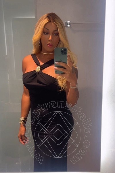 Foto selfie 10 di Camilla Brazil transex Roma