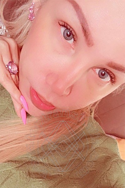 Foto selfie 14 di Rebecca Isabell transex Milano