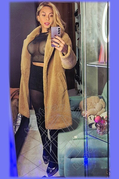 Foto selfie 19 di Alessandra Toledo Pornostar transex Rimini
