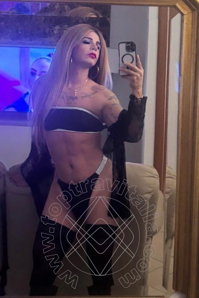 Foto selfie 1 di Lorena transex Terni