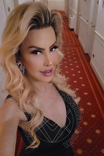 Foto selfie di Mina transex Legnano