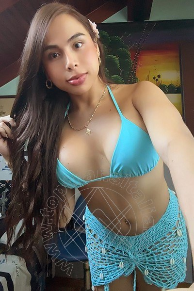 Foto selfie 2 di Sara Efrons transex Roma