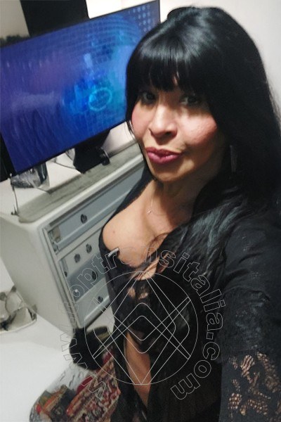 Foto selfie 24 di Tainá Oliveira transex Prato