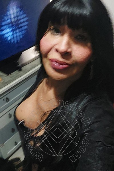 Foto selfie 22 di Tainá Oliveira transex Prato