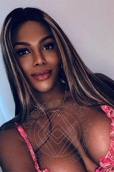 Foto selfie 3 di Ivy Müller transex Bergamo