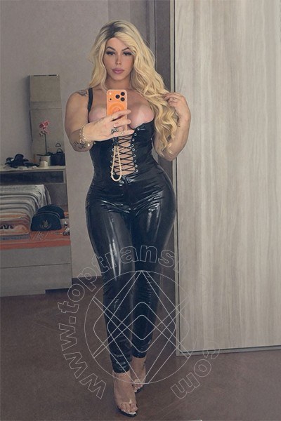 Foto selfie 3 di Yara rios transex Napoli