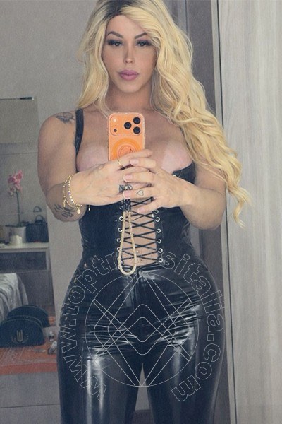 Foto selfie 2 di Yara rios transex Napoli
