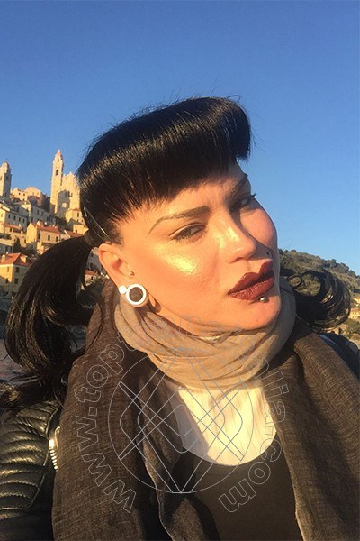 Foto selfie 2 di Diana Marini transex Roma