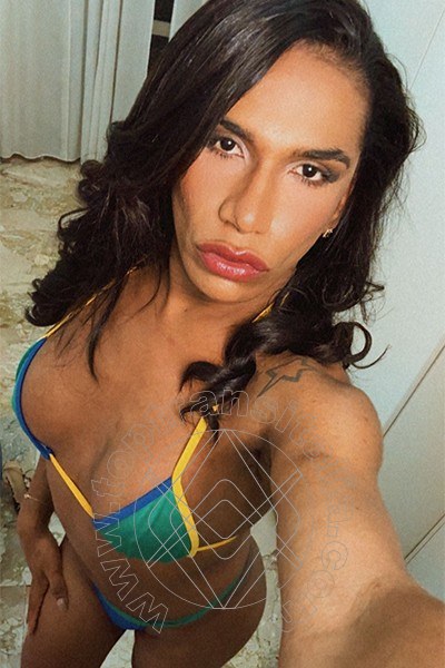 Foto selfie 2 di Naomi transex Forlì