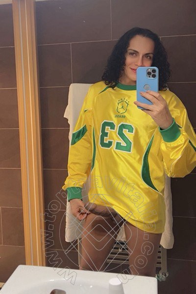 Foto selfie hot di Samantha Dumont transex Sacile