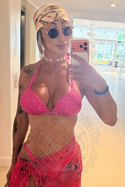 Foto selfie 18 di Raphaela Martins Pornostar transex Savona