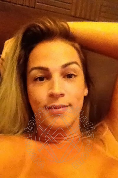Foto selfie 17 di Dany de Castro Pornostar transex Treviso
