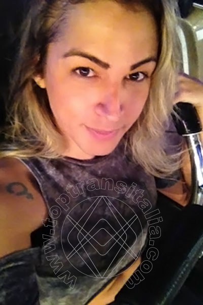 Foto selfie 18 di Dany de Castro Pornostar transex Treviso