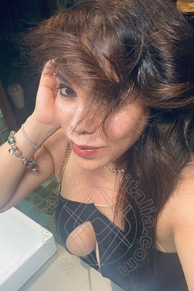 Foto selfie 2 di Elena transex Lignano Sabbiadoro