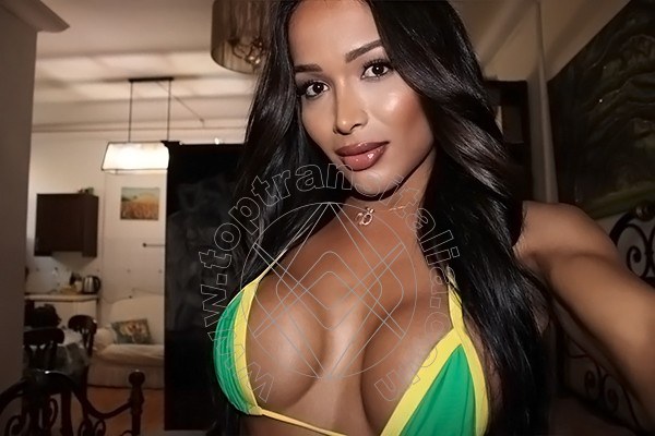 Foto selfie di Angel Jade Pornostar transex Napoli