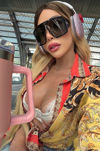 Foto selfie 2 di Ellena Bittencourt transex Roma