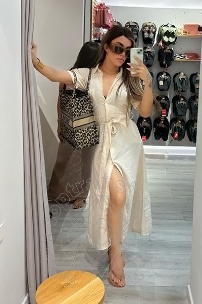 Foto selfie 4 di Rafaella Menicucci Xxl transex Napoli
