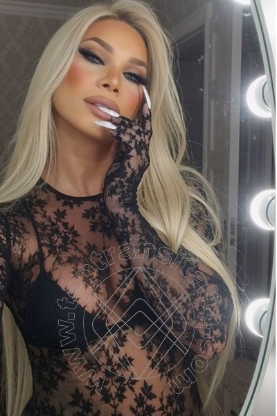 Foto selfie 8 di Bruna Dior transex Alba Adriatica