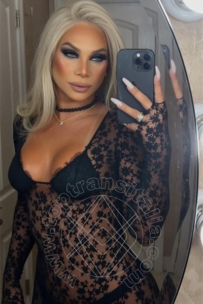 Foto selfie 2 di Bruna Dior transex Alba Adriatica