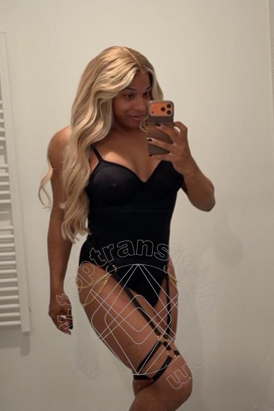 Foto selfie 8 di Adriana transex Napoli