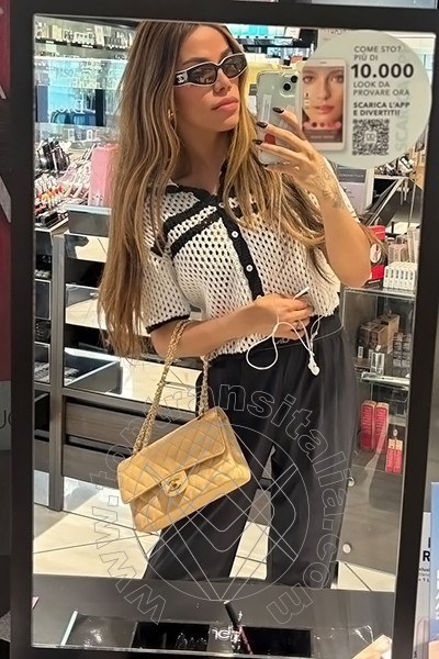 Foto selfie di Rafaella Menicucci Xxl transex Napoli