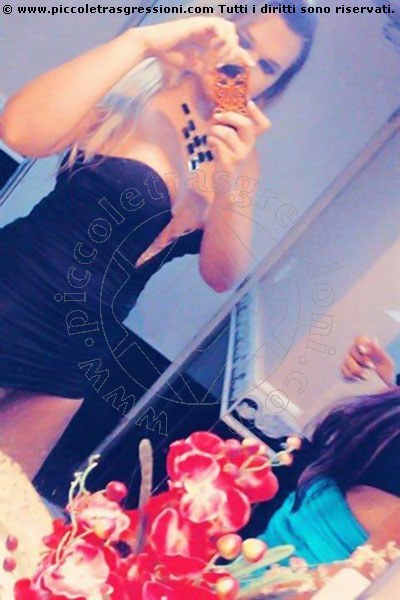 Foto selfie di Vanessa mendes transex Bendorf