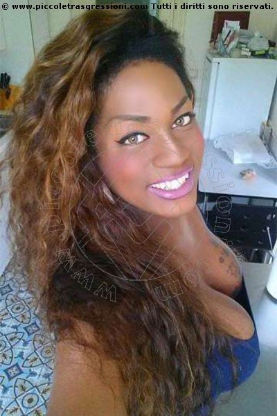 Foto selfie di Shanaya transex Vigo